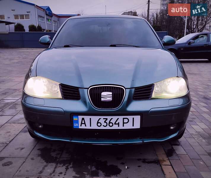 Седан SEAT Cordoba 2004 в Белой Церкви