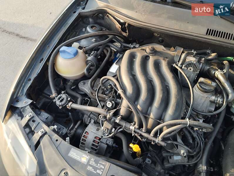 Седан SEAT Cordoba 2007 в Виннице