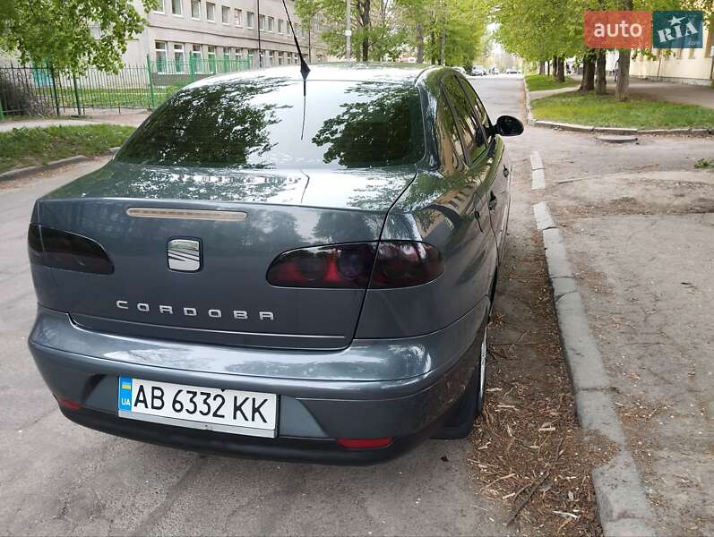 Седан SEAT Cordoba 2007 в Виннице
