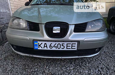 Седан SEAT Cordoba 2005 в Киеве