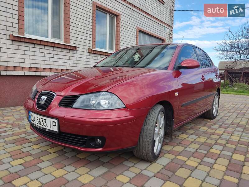 Седан SEAT Cordoba 2008 в Павлограде