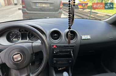 Седан SEAT Cordoba 2007 в Киеве