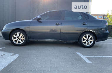 Седан SEAT Cordoba 2007 в Киеве