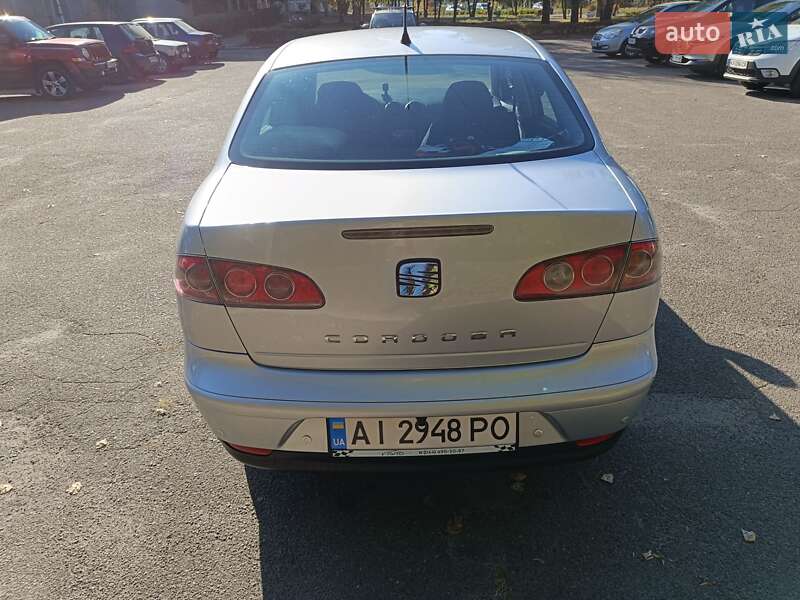 Седан SEAT Cordoba 2009 в Києві