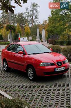 Седан SEAT Cordoba 2003 в Киеве