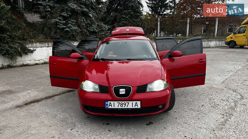 Седан SEAT Cordoba 2007 в Киеве