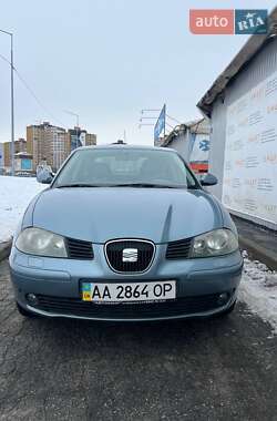 Седан SEAT Cordoba 2005 в Києві