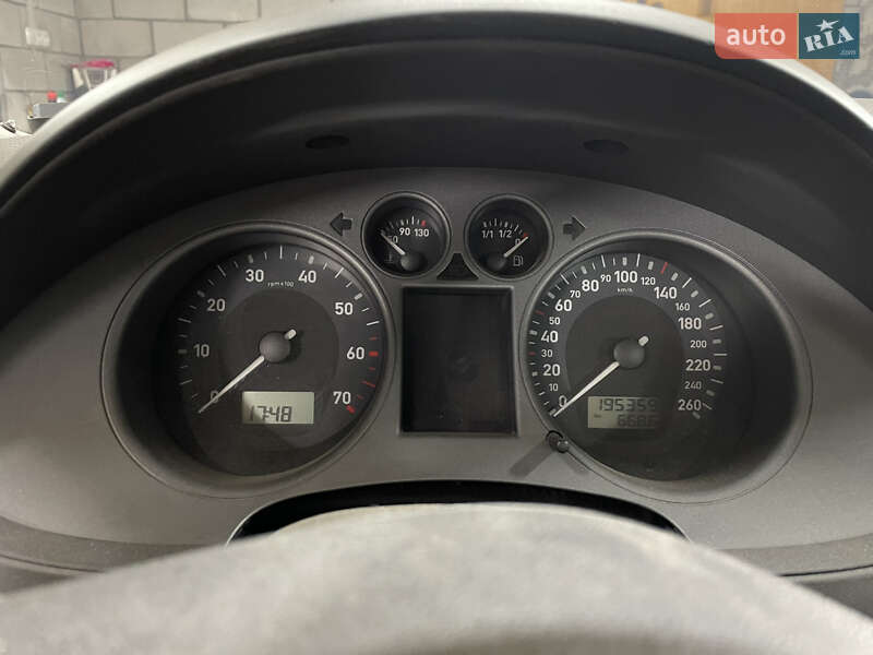 Седан SEAT Cordoba 2008 в Каменском