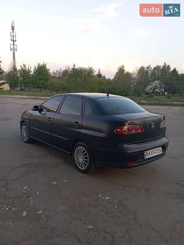 Седан SEAT Cordoba 2008 в Кропивницком