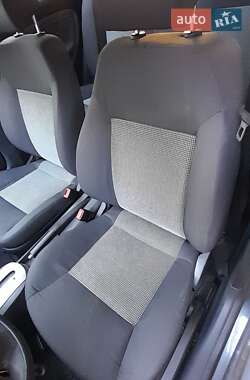 Седан SEAT Cordoba 2007 в 