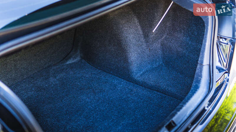 Седан SEAT Cordoba 2007 в Львове