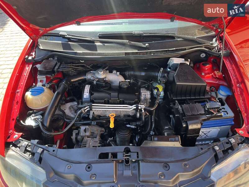 Седан SEAT Cordoba 2008 в Рівному