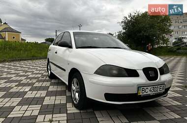 Седан SEAT Cordoba 2004 в Львові