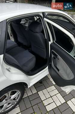 Седан SEAT Cordoba 2004 в 