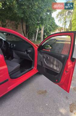 Седан SEAT Cordoba 2006 в 