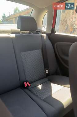 Седан SEAT Cordoba 2006 в 