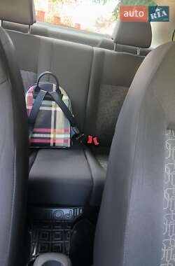 Седан SEAT Cordoba 2006 в 