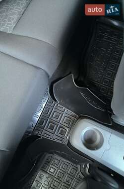 Седан SEAT Cordoba 2006 в 