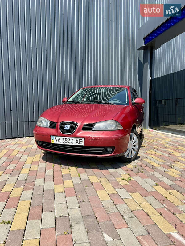 Седан SEAT Cordoba 2005 в 