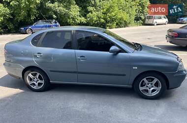 Седан SEAT Cordoba 2007 в 