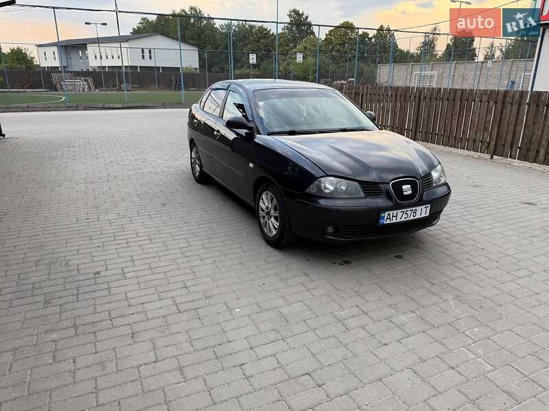 Седан SEAT Cordoba 2008 в Малехове