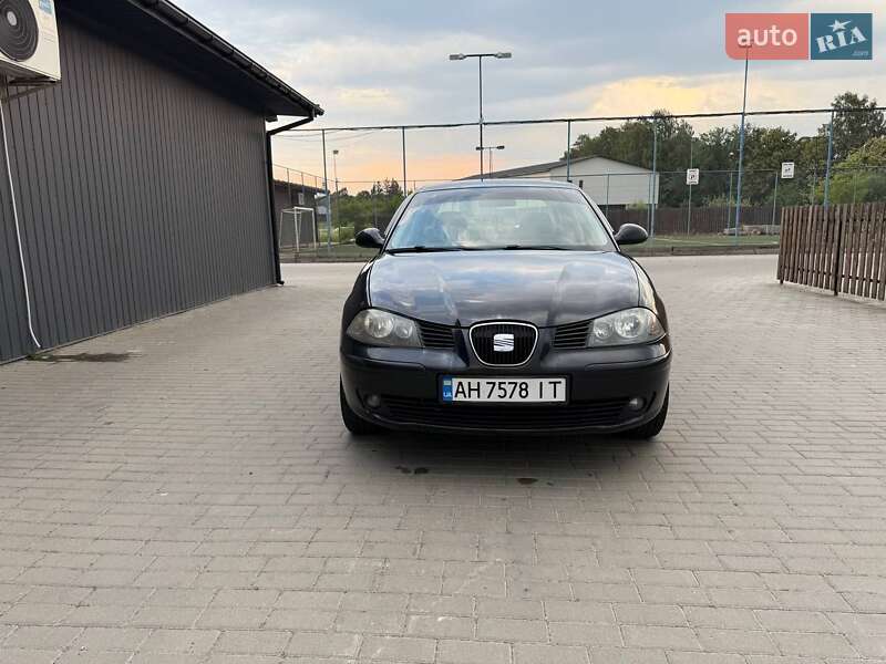 Седан SEAT Cordoba 2008 в Малехове