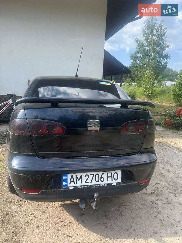 Седан SEAT Cordoba 2007 в Житомире