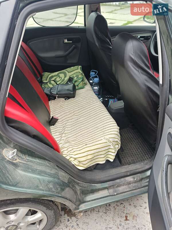 Седан SEAT Cordoba 2003 в Житомире фото 8 Седан SEAT Cordoba 2003 в Житомире