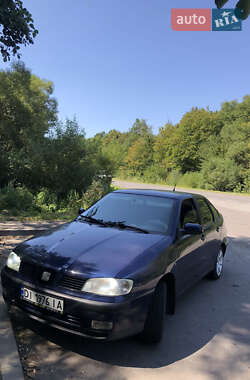 Седан SEAT Cordoba 2001 в 