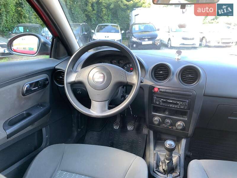 Седан SEAT Cordoba 2005 в Виннице