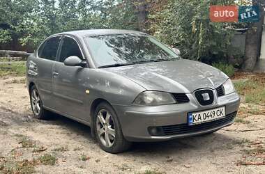 Седан SEAT Cordoba 2007 в Києві
