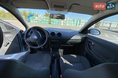 Седан SEAT Cordoba 2005 в 