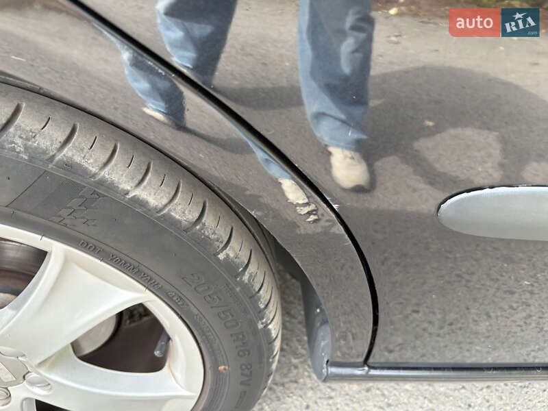 Седан SEAT Cordoba 2008 в Днепре