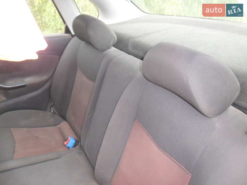 Седан SEAT Cordoba 2007 в Смеле