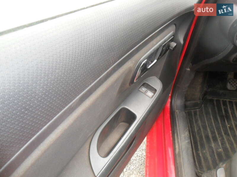 Седан SEAT Cordoba 2007 в Смеле