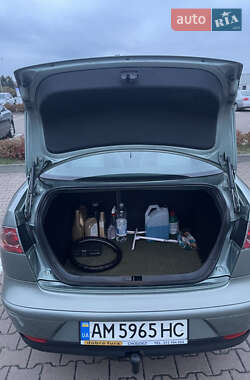 Седан SEAT Cordoba 2003 в 