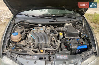 Седан SEAT Cordoba 2008 в 