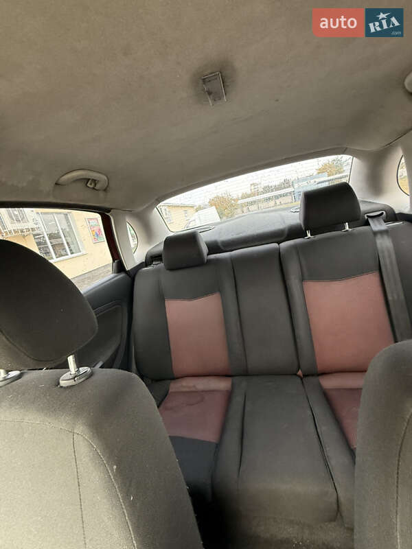 Седан SEAT Cordoba 2008 в Полтаве