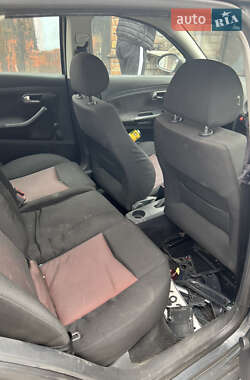 Седан SEAT Cordoba 2008 в 