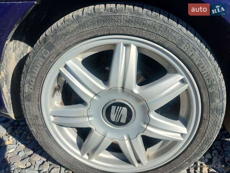 Седан SEAT Cordoba 2004 в Дрогобыче