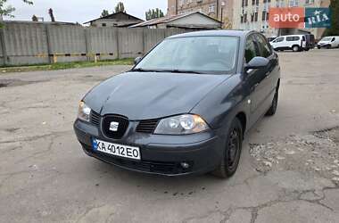 Седан SEAT Cordoba 2008 в Киеве