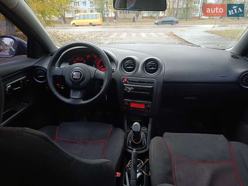 Седан SEAT Cordoba 2009 в Полтаве