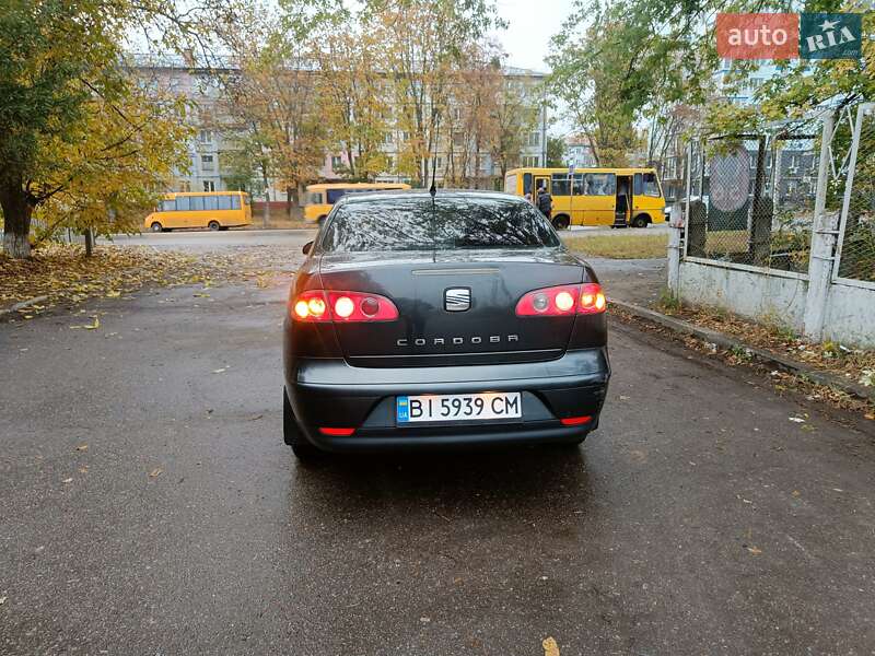 Седан SEAT Cordoba 2009 в Полтаве