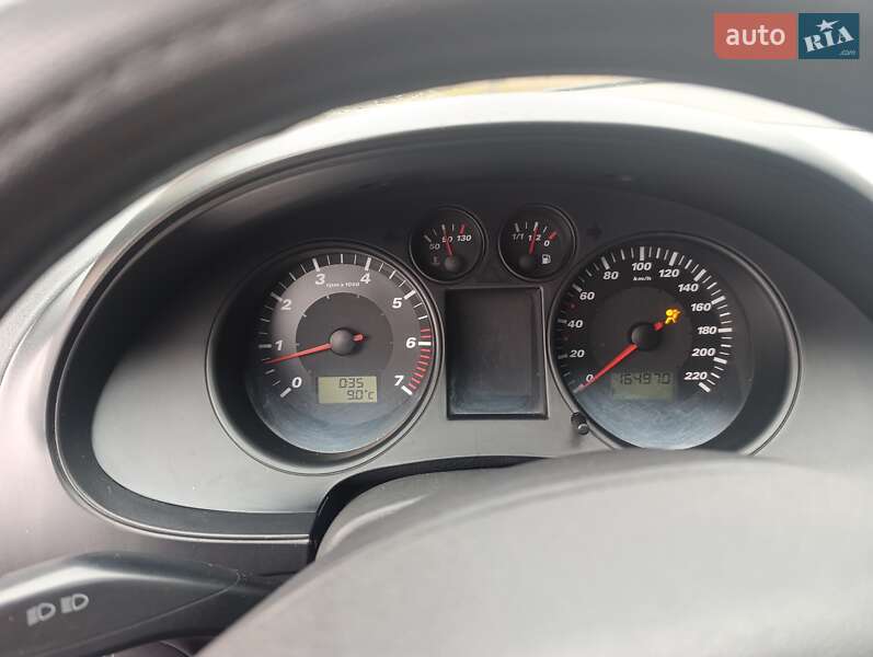 Седан SEAT Cordoba 2004 в Бердичеві