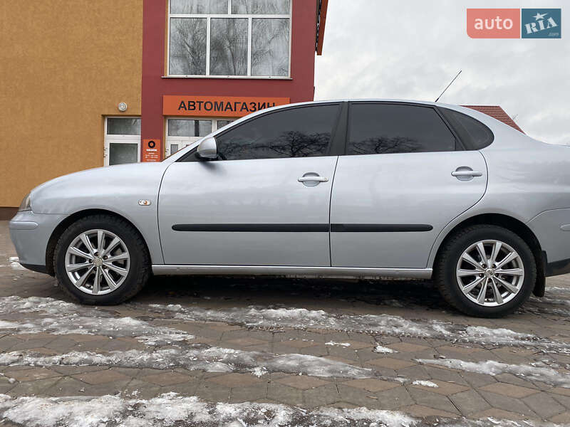 Седан SEAT Cordoba 2007 в Полтаві