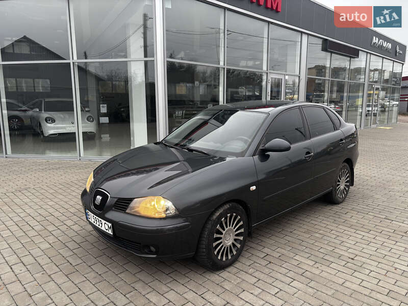 Седан SEAT Cordoba 2009 в Полтаві