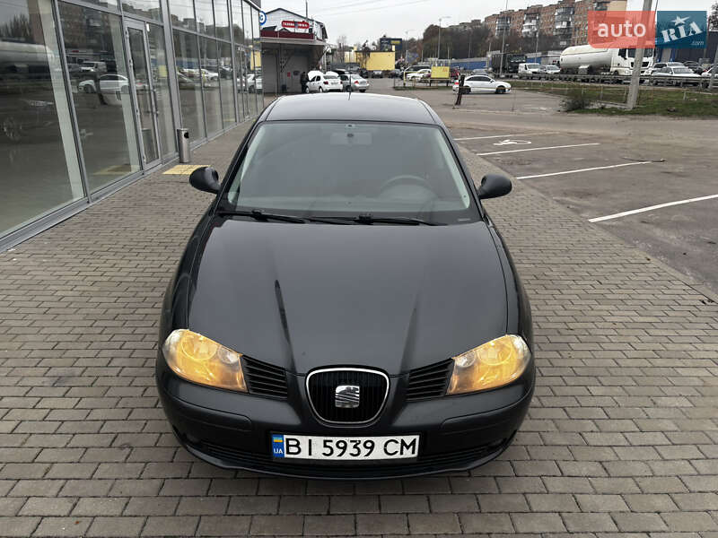 Седан SEAT Cordoba 2009 в Полтаві