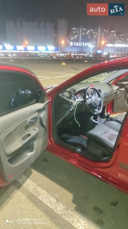 Седан SEAT Cordoba 2008 в Киеве фото 9 Седан SEAT Cordoba 2008 в Киеве