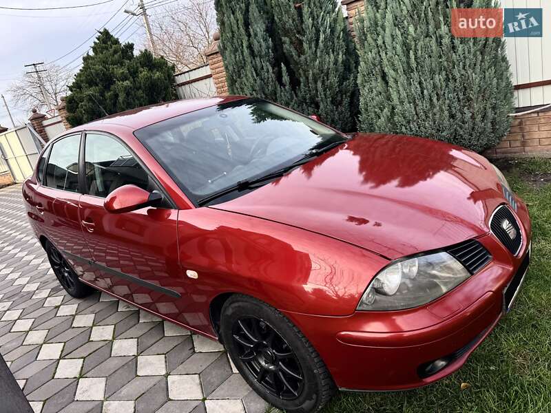 Седан SEAT Cordoba 2008 в Києві