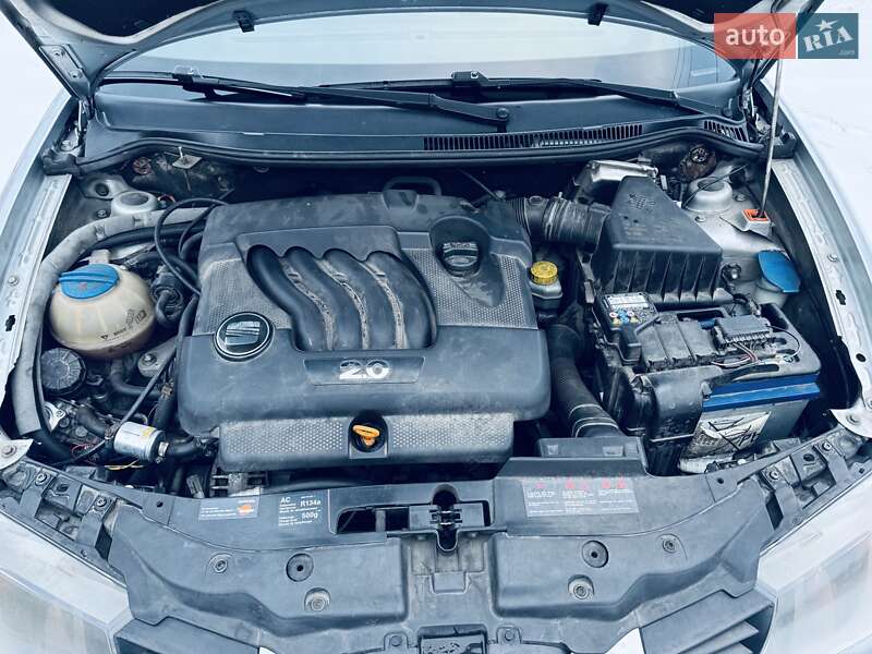 Седан SEAT Cordoba 2008 в Броварах